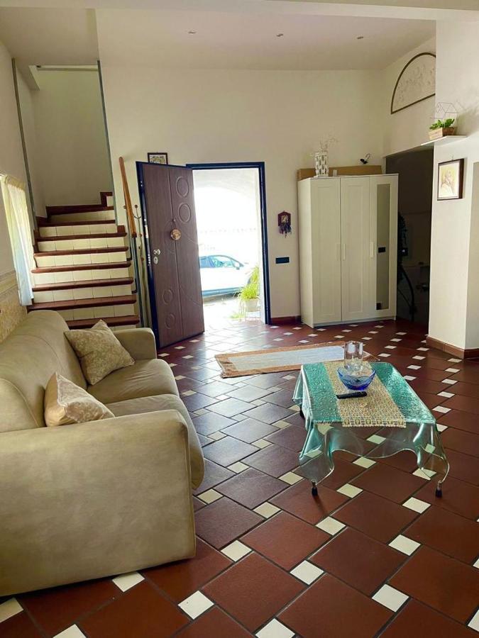 Holiday House Il Castello Di Anna Apartment Vietri Luaran gambar