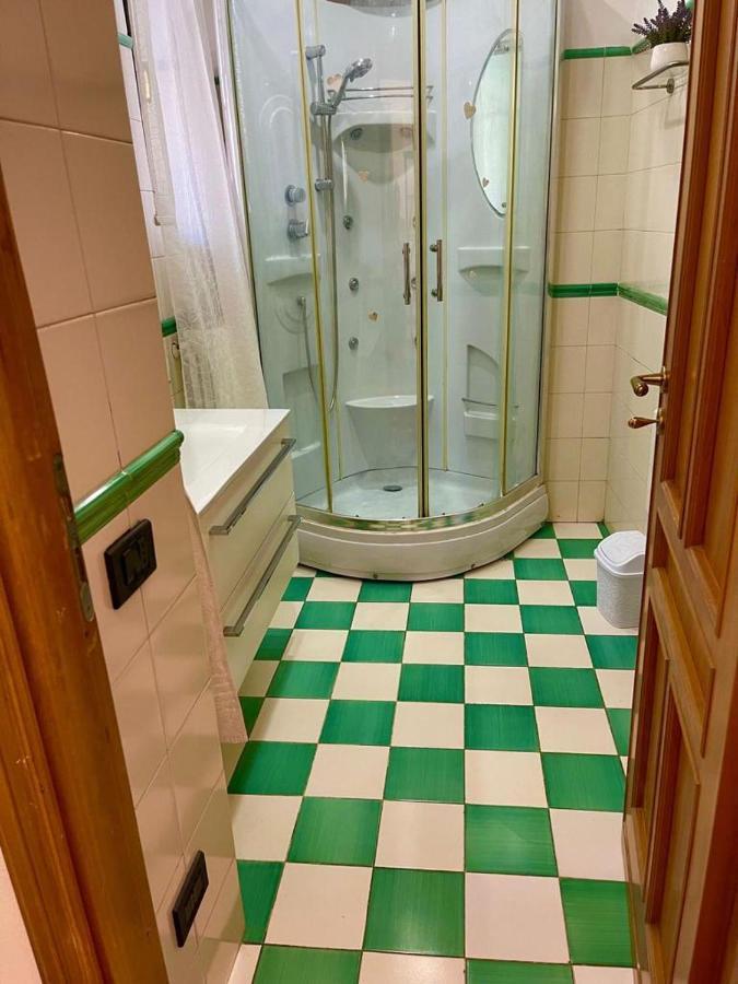 Holiday House Il Castello Di Anna Apartment Vietri Luaran gambar